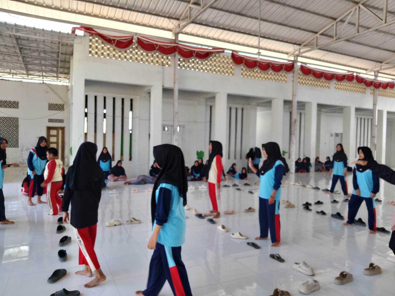 Serunya Olahraga dengan Permainan Tradisional